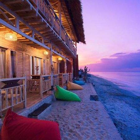 The Dewi Sun Sun Nusa Penida Ped Exterior photo