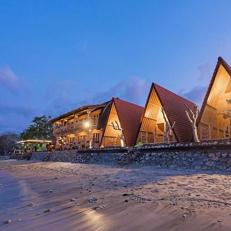 The Dewi Sun Sun Nusa Penida Ped Exterior photo