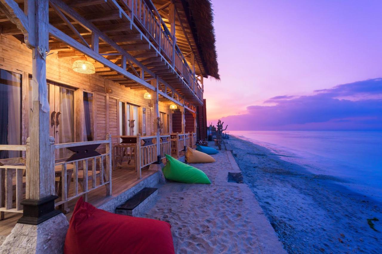The Dewi Sun Sun Nusa Penida Ped Exterior photo