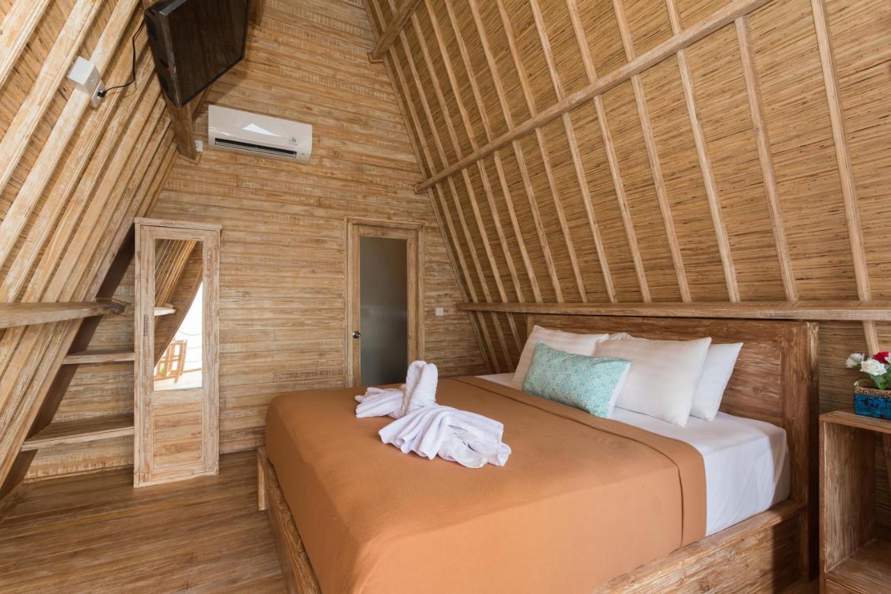 The Dewi Sun Sun Nusa Penida Ped Exterior photo